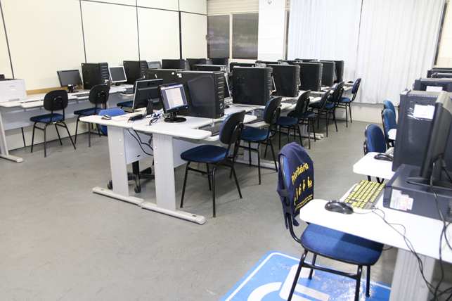 LABORATÓRIOS DE INFORMÁTICA 1, 2, 3, 4 e 5