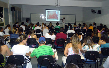 Correlação Citopatologica na Prevenção do Câncer de Colo de Útero é tema de palestra no UNIFOR