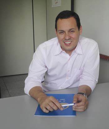 Professor do UNIFOR e aluna de Ciências Contábeis apresentarão trabalho em congresso