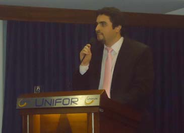 Palestra sobre provas no processo civil é realizada no UNIFOR