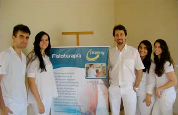 Curso de Fisioterapia do UNIFOR realiza palestra em Córrego Fundo