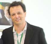 Professor do UNIFOR conclui mestrado