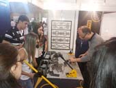 Acadêmicos de Engenharia Civil visitam a Feira Construir Minas