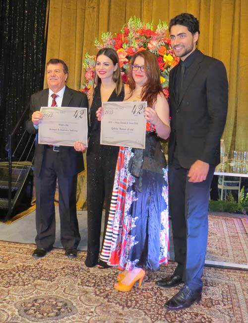 Representantes da FUOM recebem homenagem na 42ª Festa dos Destaques