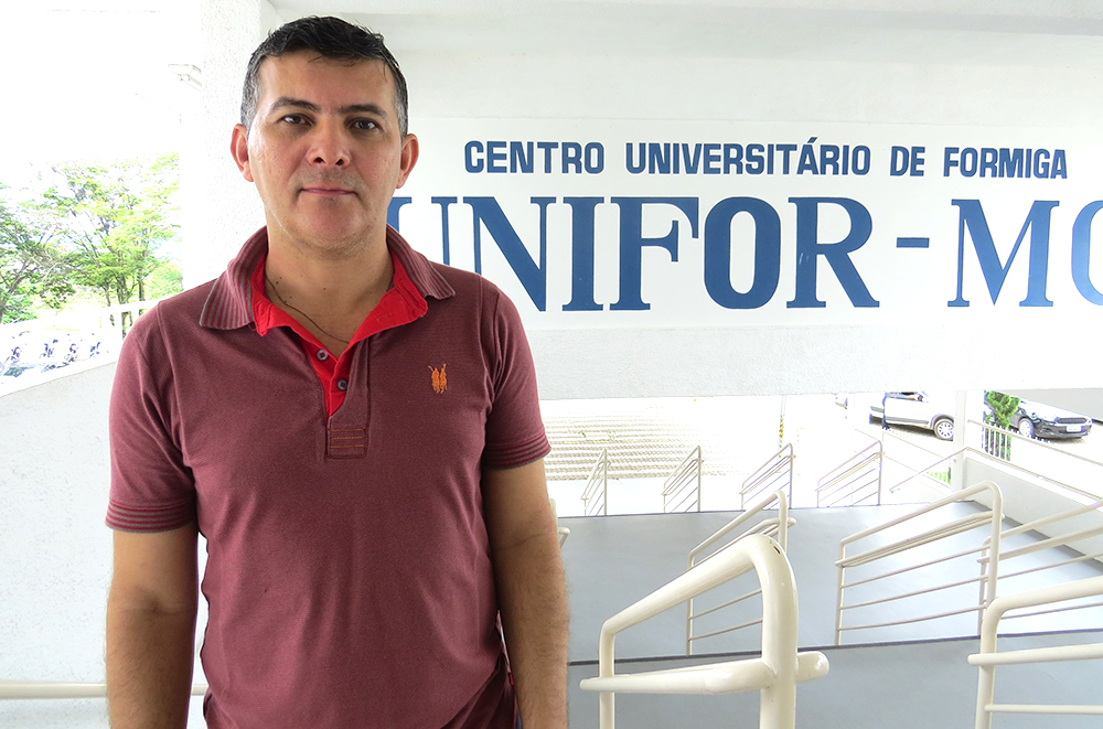 Professor do Centro Universitário de Formiga tem artigo publicado em livro
